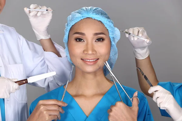 Asian Doctor Nurse Check Face Structure Plastic Surgery Inject Beauty — Stock Photo, Image