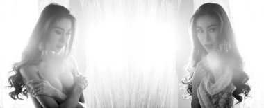 Tek renkli siyah beyaz portre güzel uzun saçlı Asyalı genç transseksüel yaz tatilinde, açık havada arzu. LGBT veya LGBTQ + Kadın ilk aşk tutkusuna sahip, boşluk kolaj grubunu kopyala