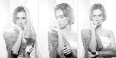 Tek renkli siyah beyaz güzel LGBT portresi ya da LGBTQ + Boy yaz romantik tatilinde, açık havada arzu. Kısa saçlı bir kız perdesi ve güneş ışığı ve kolaj grubuyla birlikte Windows 'un yanına oturur.