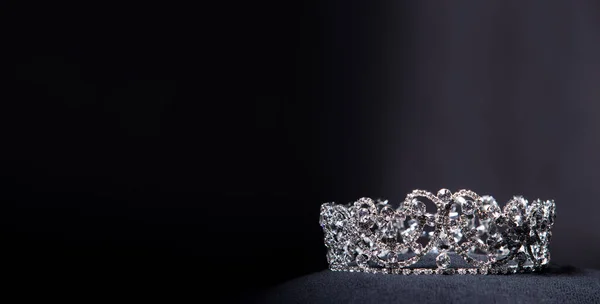 Diamond Silver Crown Miss Pageant Beauty Contest Crystal Tiara Jewelry — стокове фото