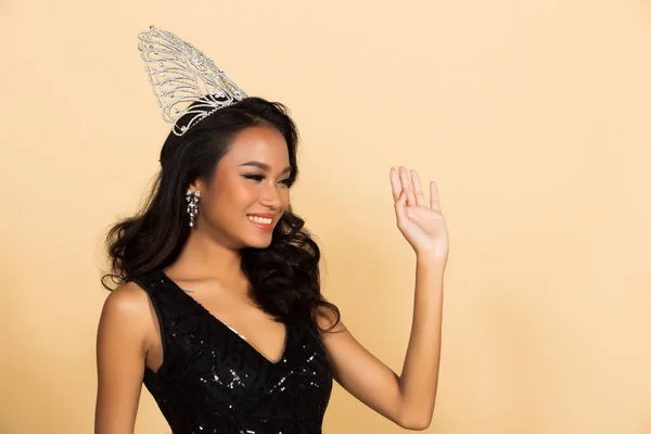 Miss Concorso Concorso Bellezza Regina Asiatica Abito Sera Paillettes Abito — Foto Stock