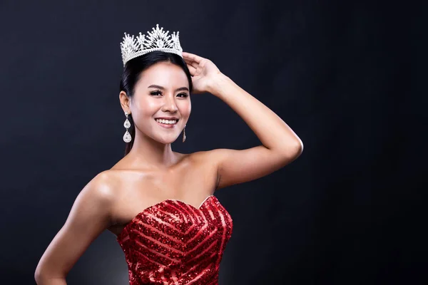 Retrato Miss Desfile Concurso Belleza Lentejuelas Rojas Vestido Noche Vestido —  Fotos de Stock