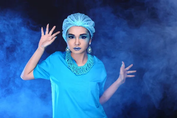 Beautiful Asian Patient Woman Fashion Mamaup Blue Tone Accessory Shirt — стокове фото