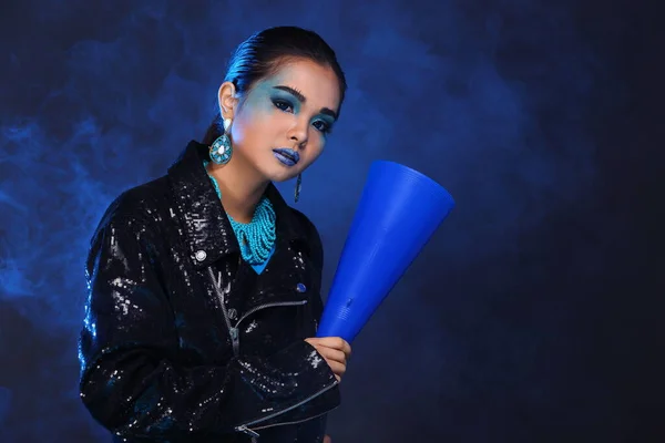 Чорна Куртка Sequin Blue Fashion Makeup Азіатські Красиві Моделі Чорне — стокове фото