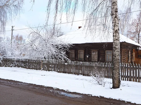 Última Neve Numa Pequena Cidade Russa Natureza Primavera Russa Rússia — Fotografia de Stock