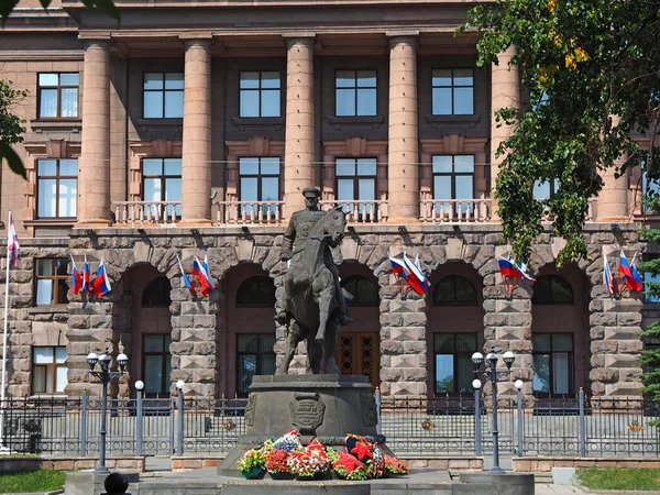 Στρατάρχης Ζούκοφ Άγαλμα Κτίριο Αστικού Τοπίου Yekaterinburg Περιφέρεια Sverdlovsk Ρωσία — Φωτογραφία Αρχείου
