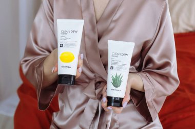 Cilt bakımı için Kore kozmetik ürünleri