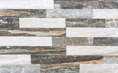 Altın elementli gümüşi metal mozaik fayans. Balpeteği şeklinde metal mozaik..