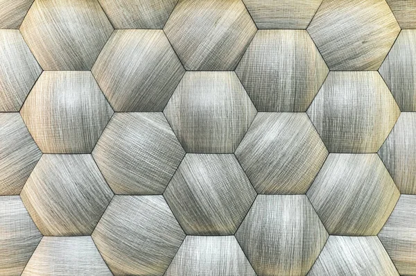 Altın elementli gümüşi metal mozaik fayans. Balpeteği şeklinde metal mozaik..