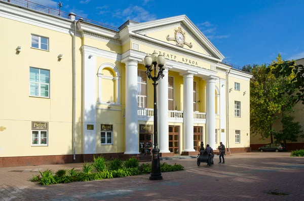 Gomel State Puppet Theatre en Pushkin Street, Gomel, Bielorrusia —  Fotos de Stock
