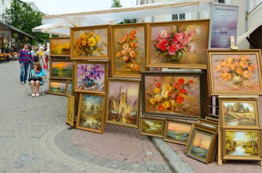 Açık sergi ve Slav çarşı, Vitebsk resimlere satışı