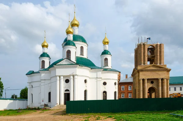 Kostel Feodorovskaya ikona Matky Boží, klášter zjevení, Uglich, Rusko — Stock fotografie