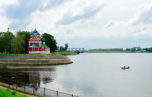 血、ウグリチ、ロシアに Tsarevich ドミトリーの教会 — ストック写真