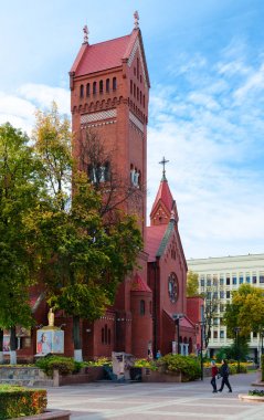 Katolik Kilisesi St. Simeon ve St Helena (kırmızı Katolik Kilisesi), Minsk, Beyaz Rusya