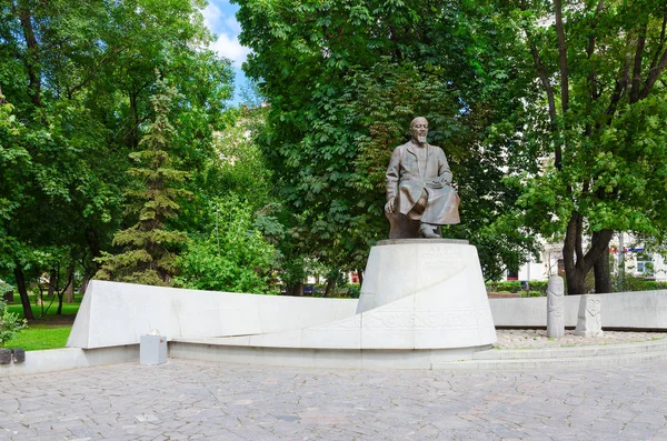 哈萨克诗人和思想家阿拜 Kunanbayev，莫斯科的纪念碑 — 图库照片