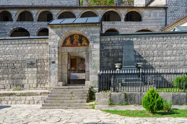 Cetinje ortodoxa kloster av Nativity av Jungfru Maria, Montenegro — Stockfoto
