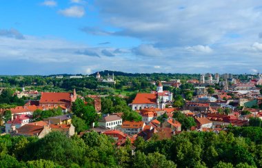 Yaz panoramik Old Town üzerinden şafak, Mount, Vilnius, Litvanya