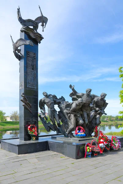 23 战士守卫在下及街，波洛茨克、 白俄罗斯的纪念碑 — 图库照片