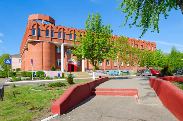 Polotsk Kinderpoliklinik, Straße Euphrosyn von Polotsk, 18 — Stockfoto