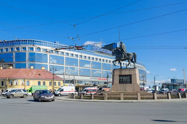 Alexander Nevsky Square, São Petersburgo, Rússia — Fotografia de Stock