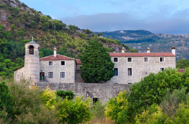 Manastır Podmaine veya Podostrog, Budva, Karadağ
