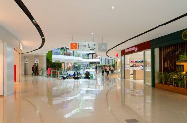 İç modern alışveriş merkezi Toptani, Tiran, Arnavutluk