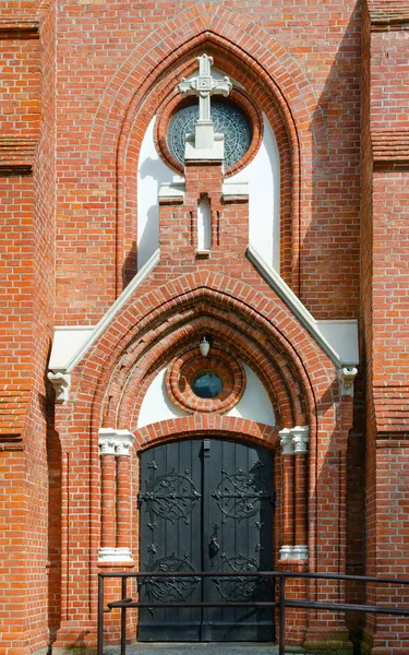 Katolska kyrkan av Uppstigningen av Jungfru Maria, Palanga, Litauen — Stockfoto