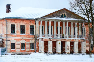 Terk edilmiş manor house of Chaletsky ve Voynich-Senkozheskiy Köyü Khalch Vetka İlçesi Gomel region, Beyaz Rusya, içinde
