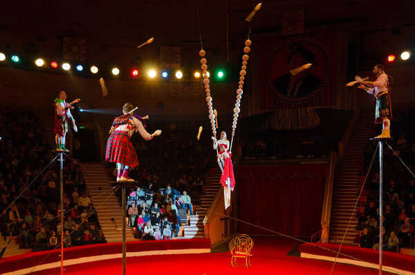 Tour of Moscow Circus named after Nikulin. Group jugglers under direction of Lyubov Karsanova