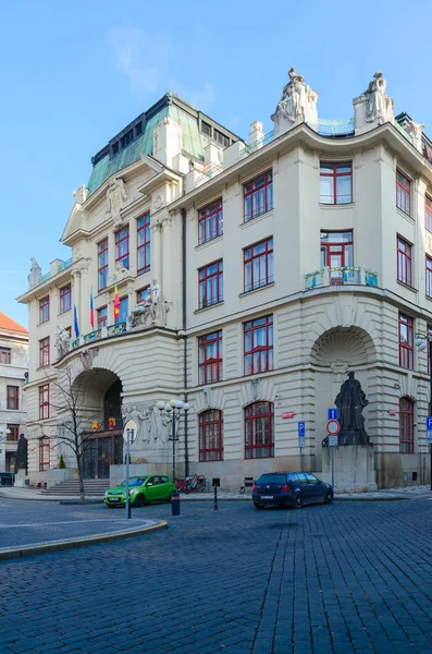 Nuovo municipio su Marianskaya Square, Praga, Repubblica Ceca — Foto Stock