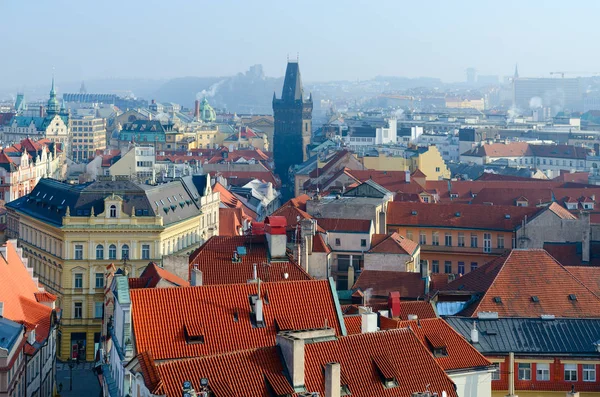 Beautiful view from above of Powder Tower in historical center of Prague, Czech Republic — Stock Photo, Image