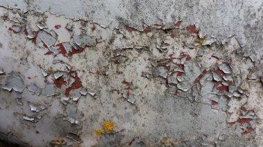 Terk edilmiş bir arabanın boyasını soymak. Doku. Boya ve toprak katmanları.