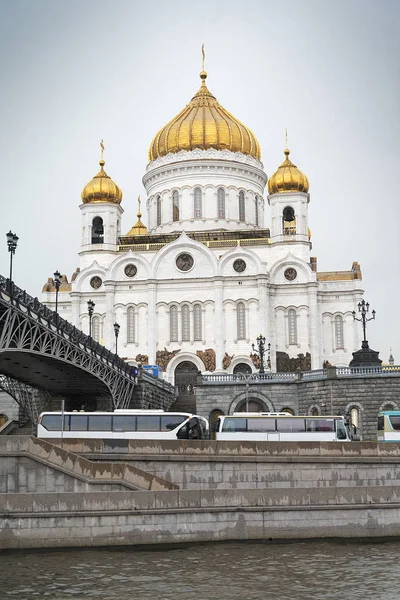 The landscape of the Cathedral and the waterfront. — Stock Photo, Image