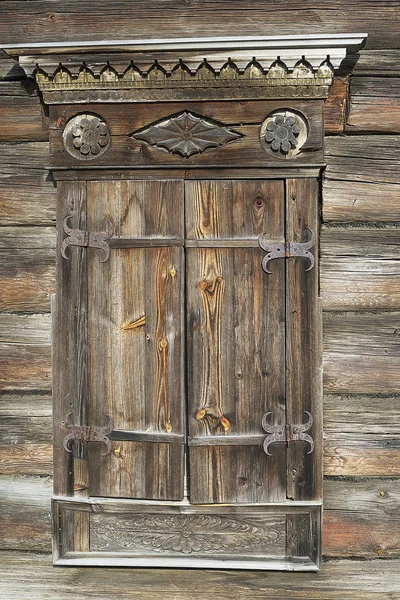 Old window doors in the farmhouse. — Stock Photo, Image
