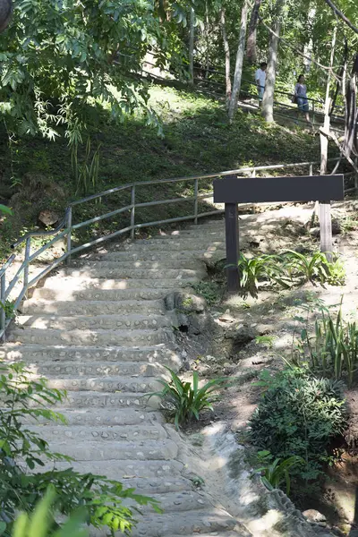 Die Treppe hinauf. — Stockfoto