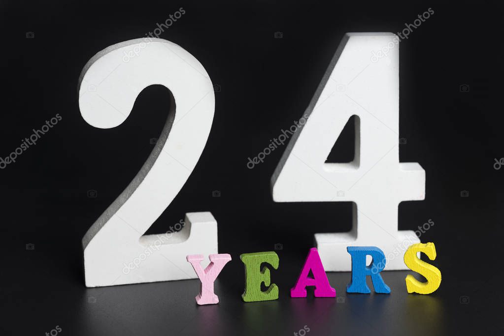 с днём рождения 24 года. цифра двадцать четыре. цифра 24 на фоне. с днём рождения 24 года. двадцать четыре года.