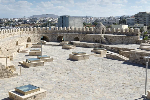 Vista della città dalla fortezza sull'isola di Creta . — Foto Stock