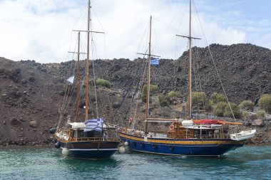 Yolcu gemisi Santorini Adası yakınlarında.