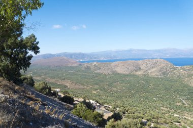 Deniz ve dağlar Girit.