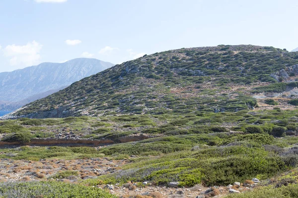 Deniz ve dağlar Girit. — Stok fotoğraf