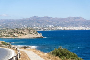 Girit Adası'nın kıyısındaki güzel plajları yolda.