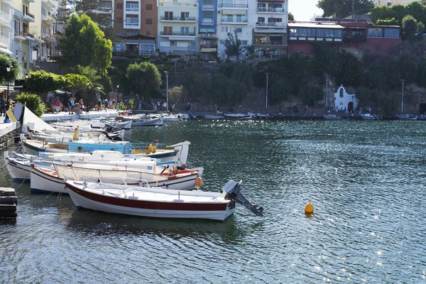 Lodní stanice v městě Chania na slunečný den. — Stock fotografie