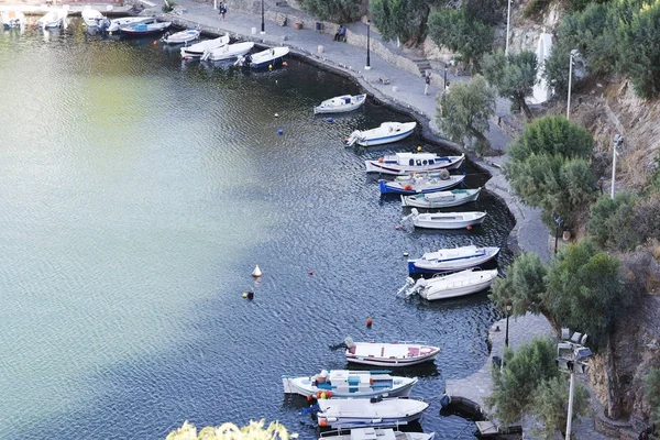 Lodní stanice v městě Chania na slunečný den. — Stock fotografie