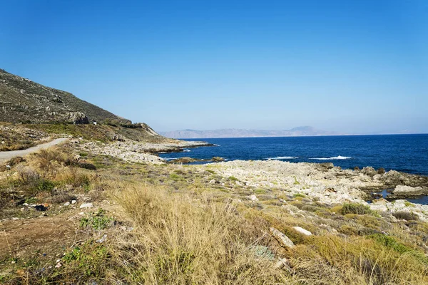 Deniz ve dağlar Girit.