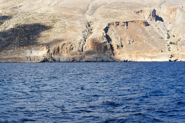 El mar y las montañas de Creta . — Foto de Stock