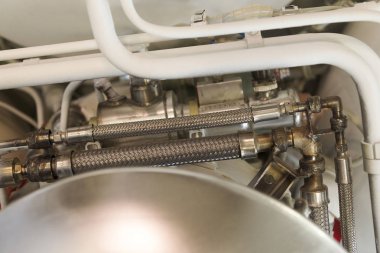 Boru roket motoru bağlanma.