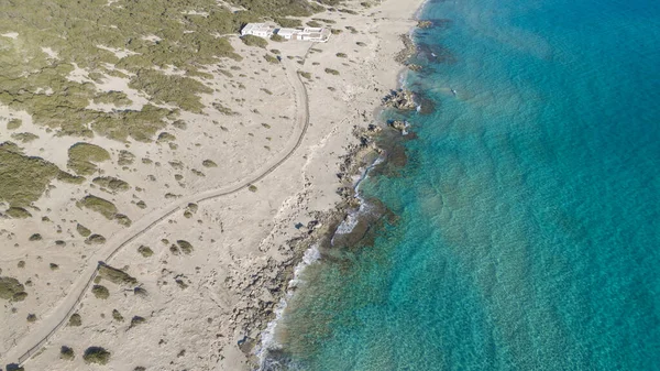 Turquoise Zee Strand Met Rotsen Vegetatie Vanuit Vogelperspectief Het Eiland — Stockfoto