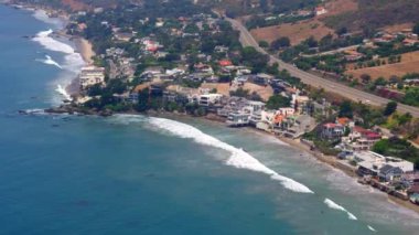Malibu 'daki güzel sahil evleri 
