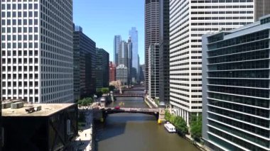 Chicago nehrindeki köprüler