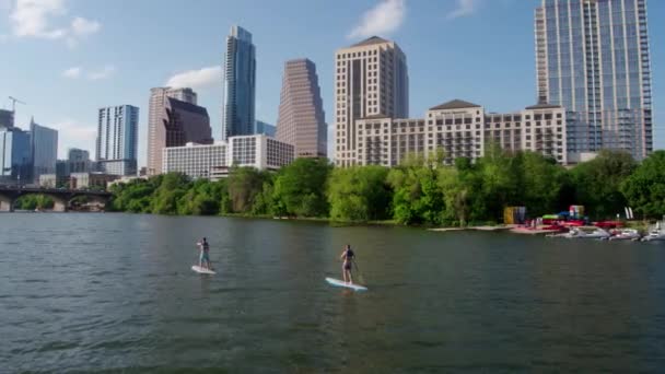 Austin Skyline Paddle Boarders — Vídeo de Stock